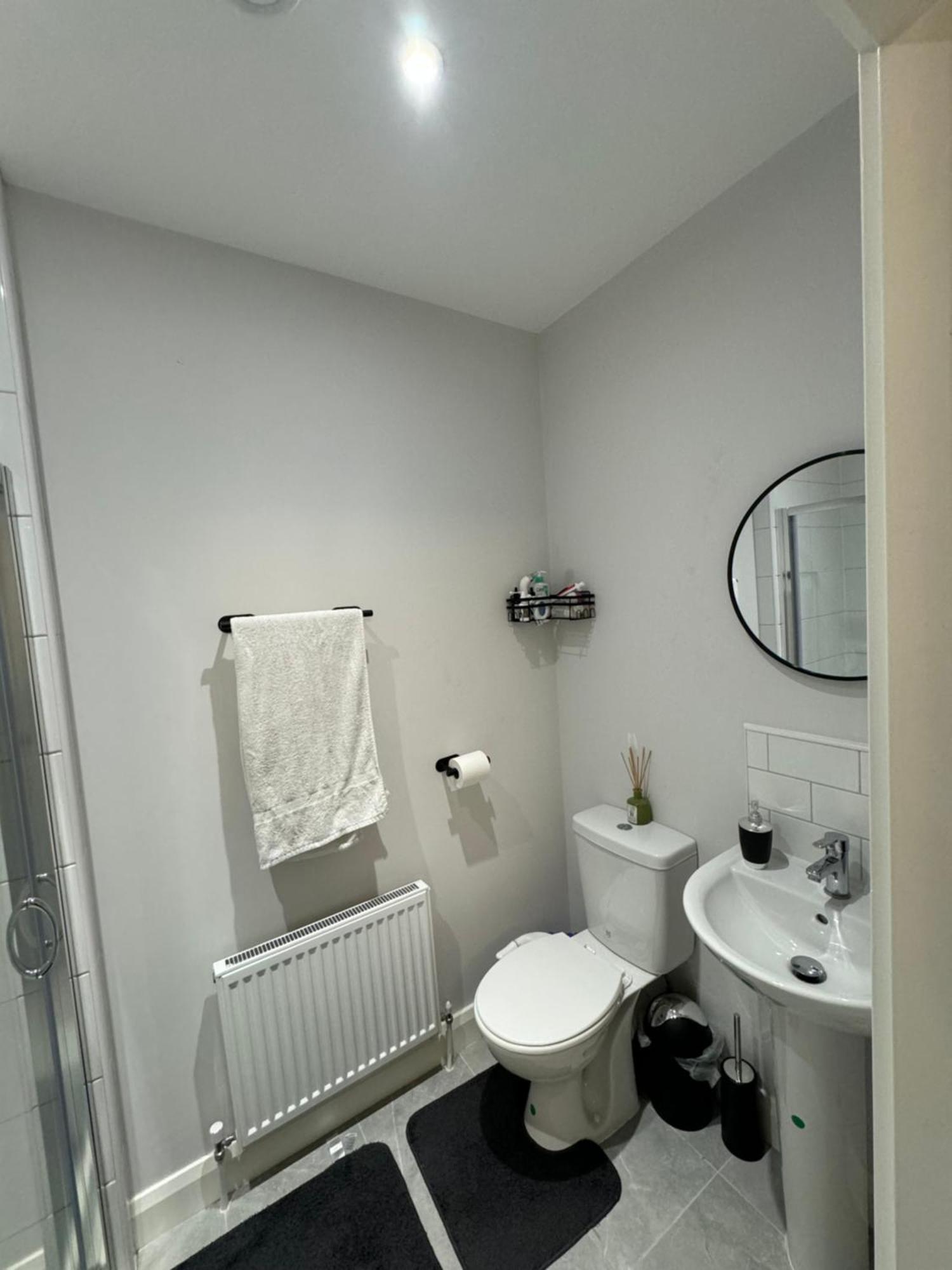 Modern Double & Single Room With Cozy Vibes Ати Екстериор снимка